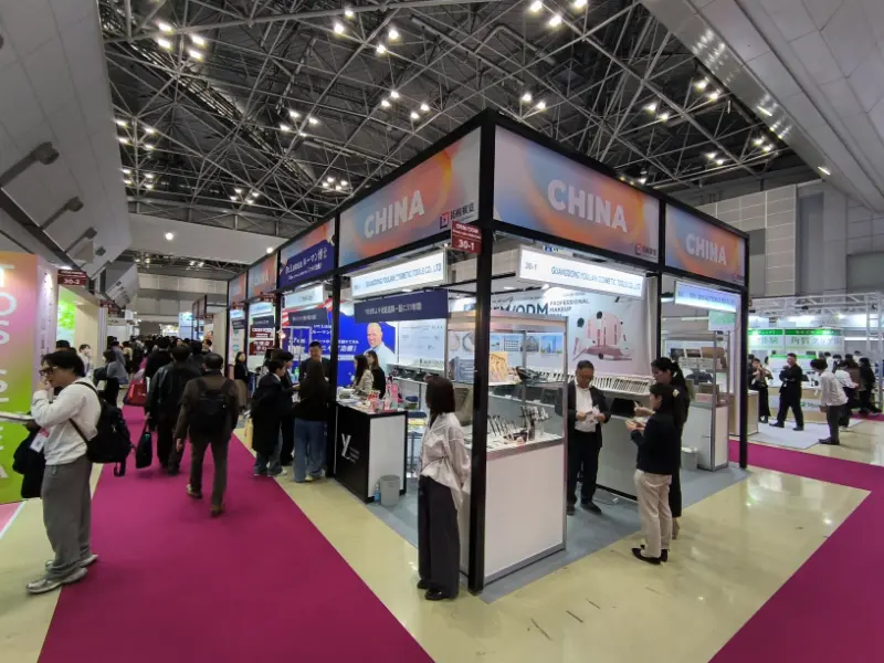 Conclusão bem-sucedida e avanço: a viagem perfeita de Yoly para Cosme Tech 2026 Tóquio